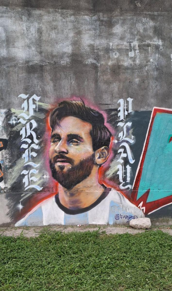El mural de Messi en Villa Alem.