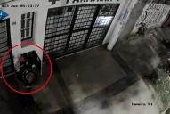 Roban bronces, medidores y cables para comprar droga