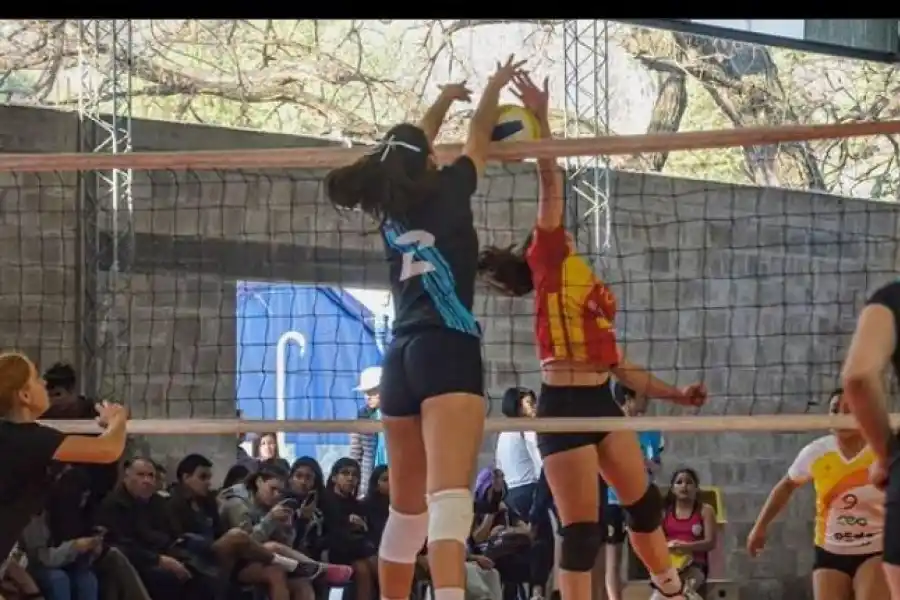 CRECIMIENTO. Con Tucumán de Gimnasia ya jugó varios torneos.