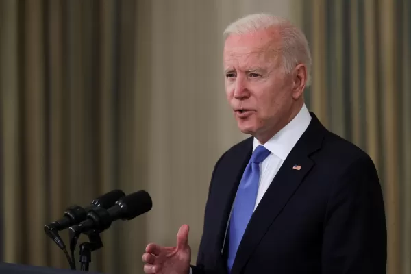 Biden calificó de grave error la retirada de Rusia del tratado de desarme nuclear