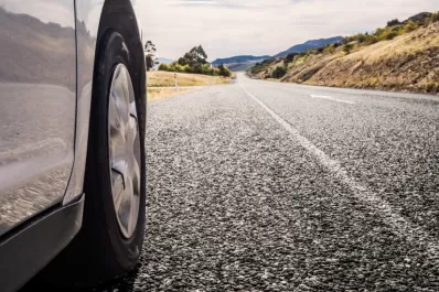 Vacaciones 2023: qué hacer para ahorrar nafta en la ruta