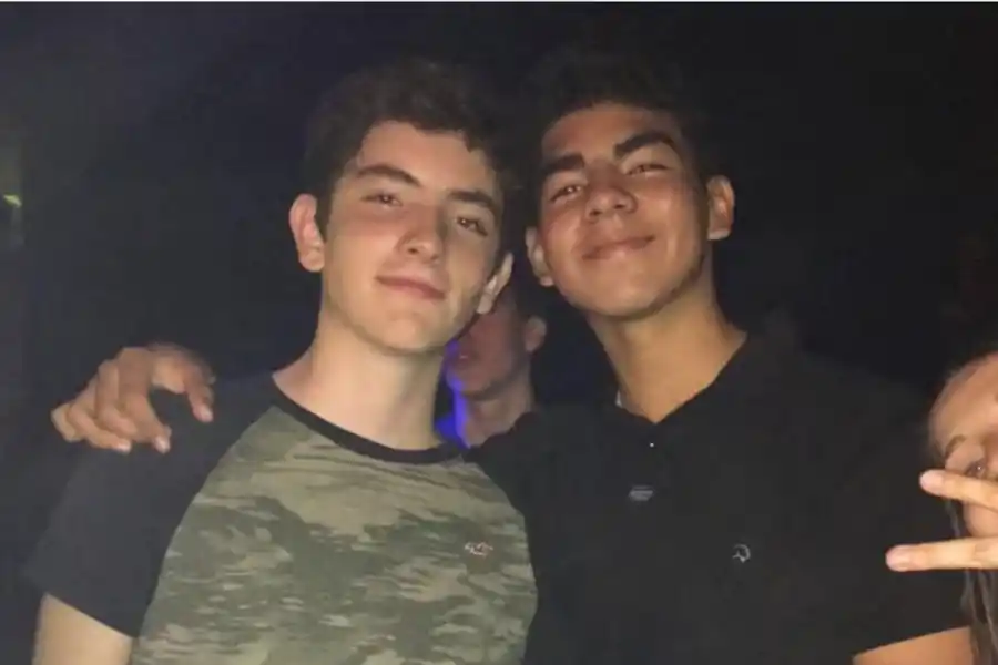 Tomas y Fernando eran amigos del colegio