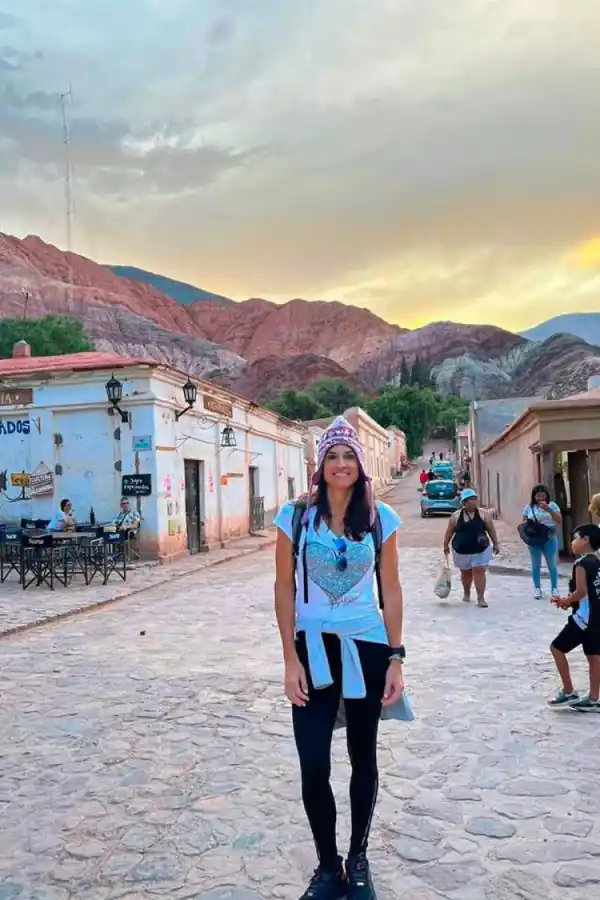 Las sorpresivas vacaciones de Gabriela Sabatini en bicicleta por el Norte argentino