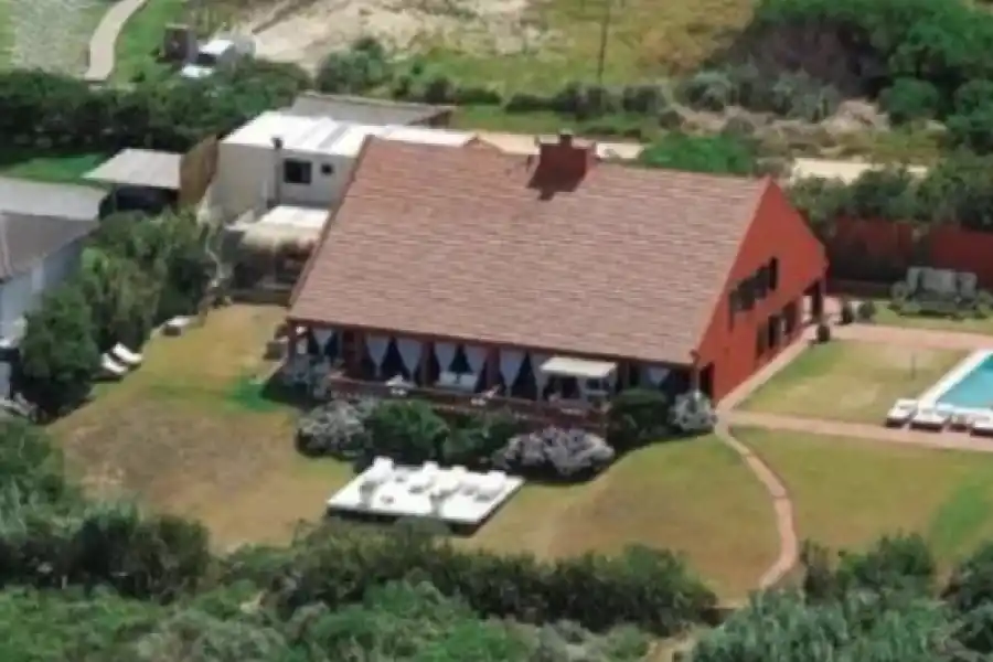 Así es Casablanca la espectacular chacra que Mirtha Legrand le regaló a su hija