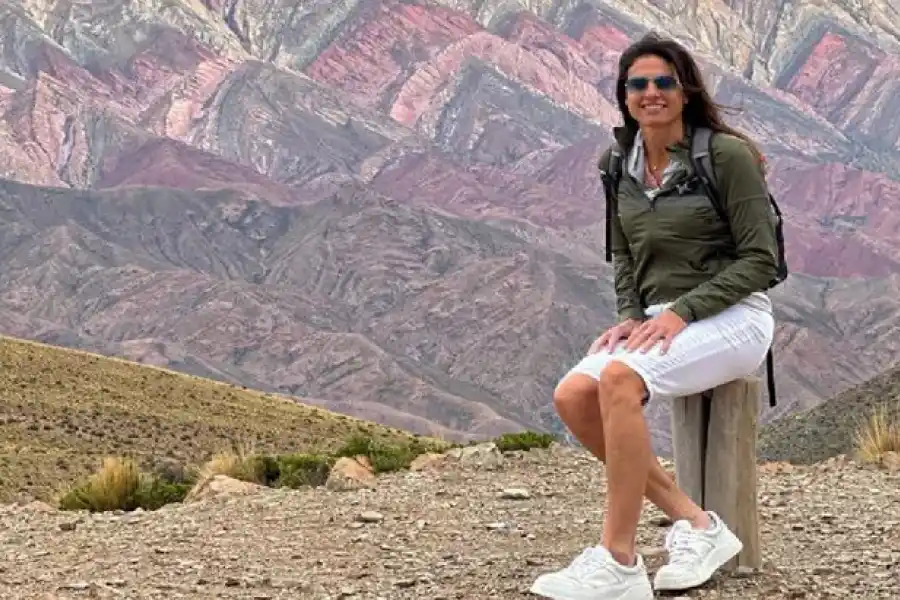 Las sorpresivas vacaciones de Gabriela Sabatini en bicicleta por el Norte argentino