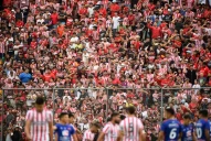 Los hinchas de San Martín le pusieron color al miércoles gris
