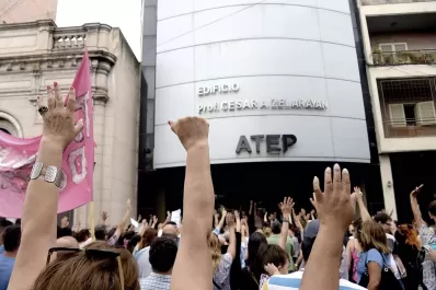 Gremios docentes: “Hemos pedido una audiencia al PE para discutir distintos temas”