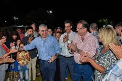 Remodelaron la plaza del barrio Los Tarcos II e instalaron nueva iluminación en la zona