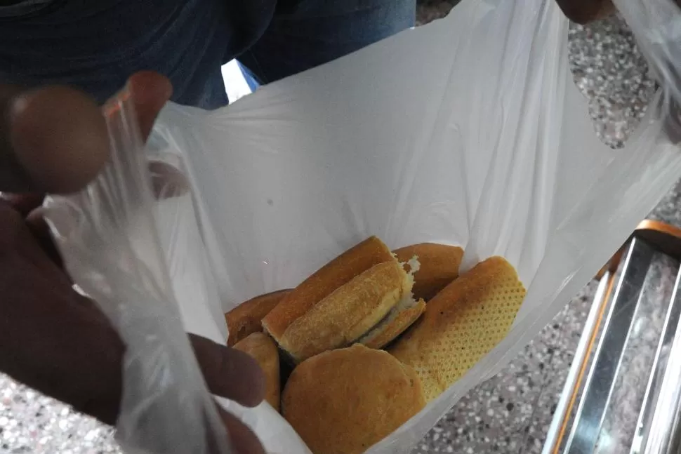 NUEVAS VALORES. Las panaderías de la provincia ajustarán sus precios en un 10%, anticiparon en el sector. LA GACETA / FOTO DE ANTONIO FERRONI