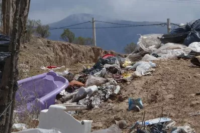 Video: Así mostraba la cacique Mamaní el basural en El Mollar, previo a su detención