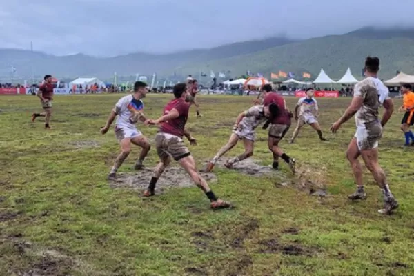 A pesar de la lluvia, el Seven de Tafí se vive a pleno