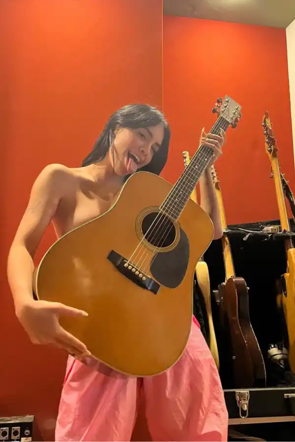 “Es el mejor amigo de la mujer”: Lali Espósito contó que siempre lleva un juguete sexual en la cartera