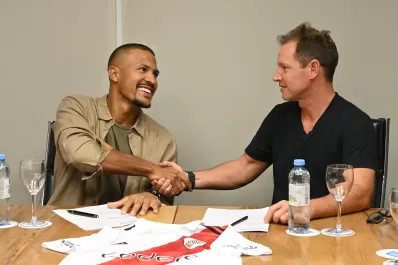 Salomón Rondón fue presentado como nuevo refuerzo de River Plate