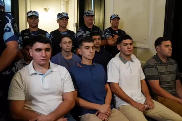 El café, la biblioteca y el juicio oral