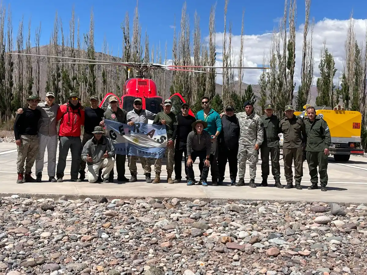 El equipo de rescatistas, en San Juan.