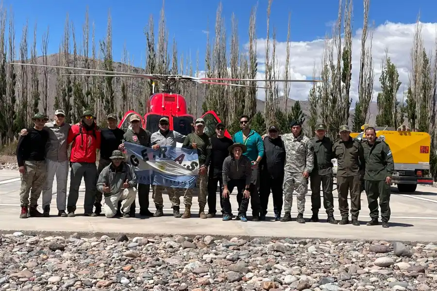 El equipo de rescatistas, en San Juan.