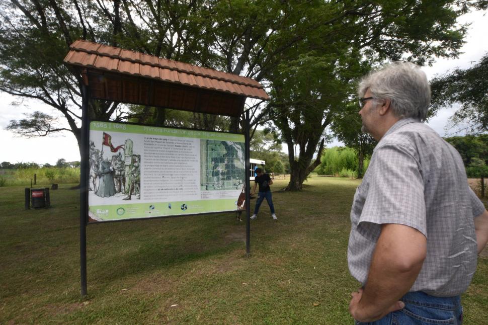 CIMIENTOS. En el museo a cielo abierto se puede recorrer la base del Cabildo de Ibatín.