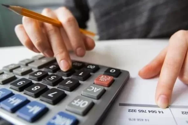 Agosto llega con varios aumentos: cuáles son y cuánto incrementarán