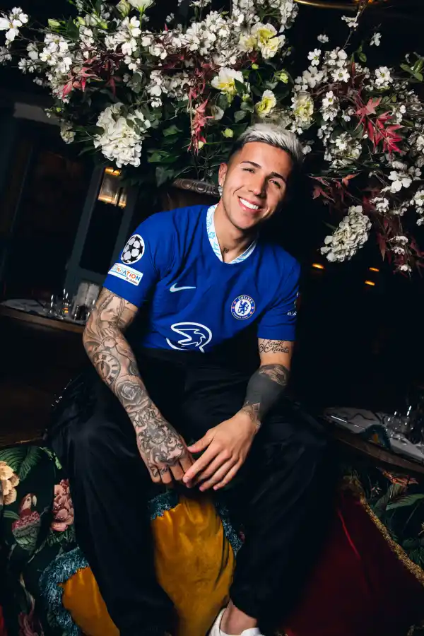 Enzo Fernández fue presentado oficialmente en Chelsea