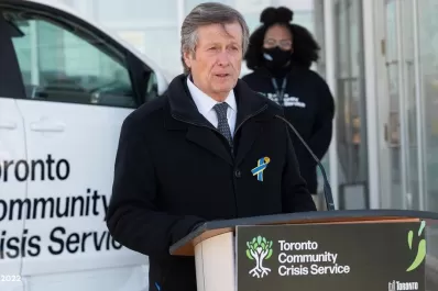 Canadá: un alcalde renunció tras reconocer que engañó a su esposa con una empleada