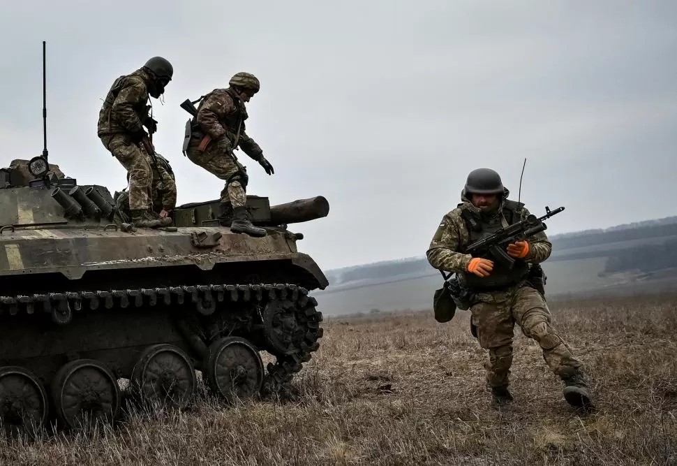 TENSIÓN. Ucrania dejó en claro que planea su propia contraofensiva en los próximos meses para recuperar más de la quinta parte de su territorio.  