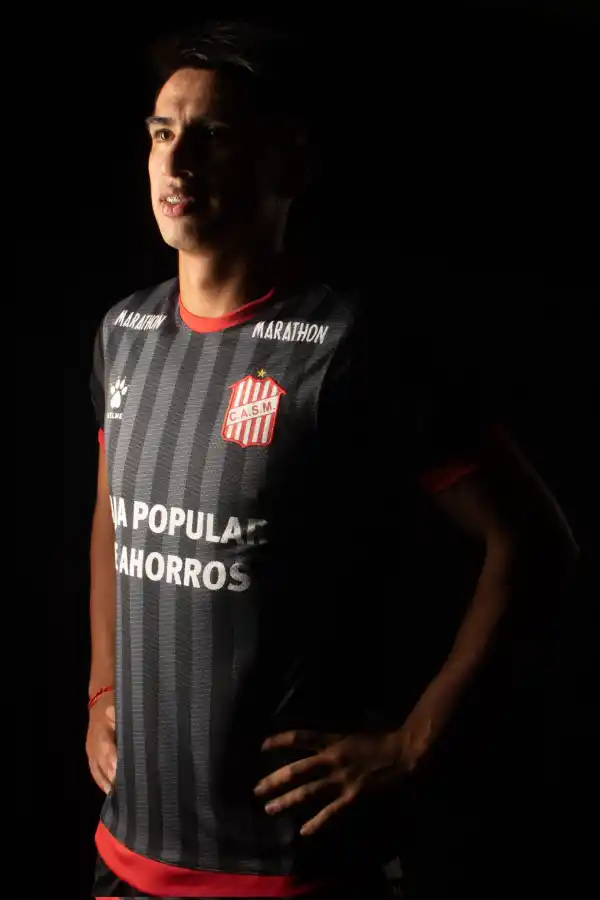 San Martín presentó las nuevas camisetas que lucirá en 2023