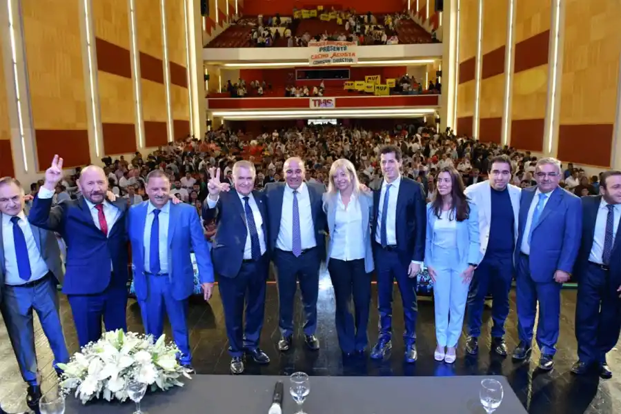 El jefe de campaña de Jaldo gobernador soy yo, arengó Manzur en su reasunción