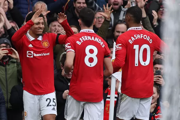 Manchester United, con Lisandro Martínez y Garnacho, venció al Leicester