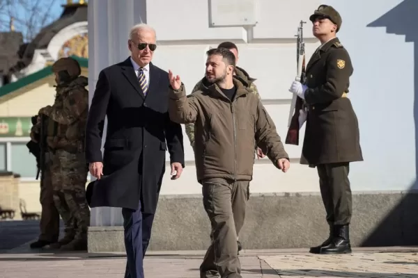 Biden, una visita inesperada y un importante aliento a Kiev