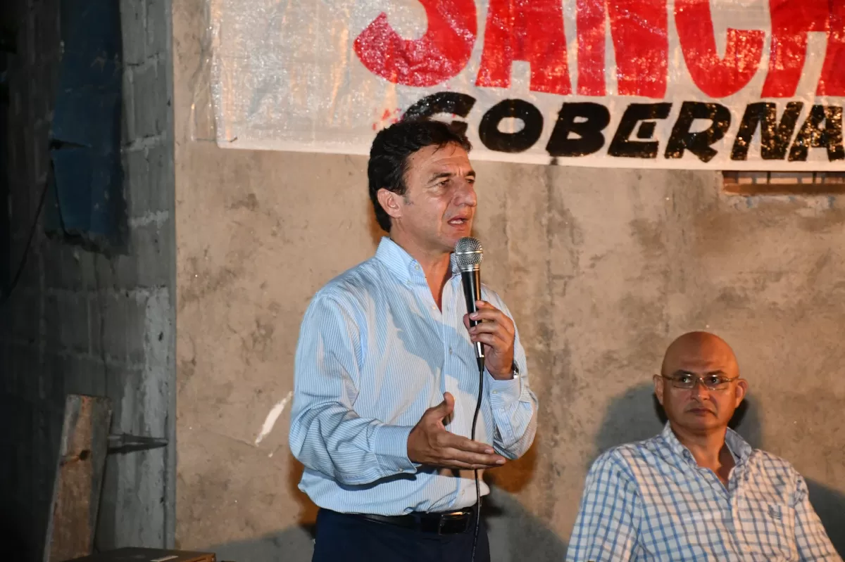 EN CAMPAÑA. El diputado radical Roberto Sánchez se quedó con el sello de Juntos por el Cambio