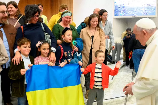 El Vaticano mantiene su disponibilidad para una negociación a un año de la invasión a Ucrania