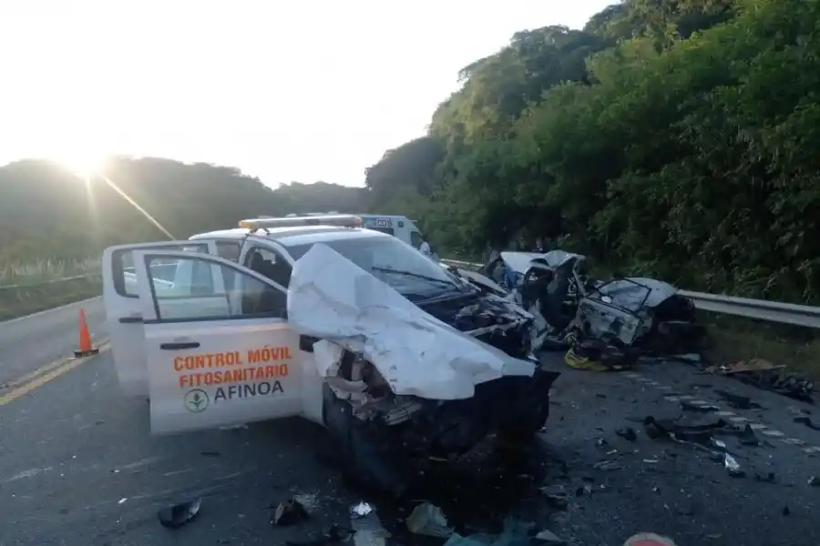 CUESTA DEL 25. A la tarde chocaron de frente dos vehículos. Falleció un automovilista de San Miguel de Tucumán.
