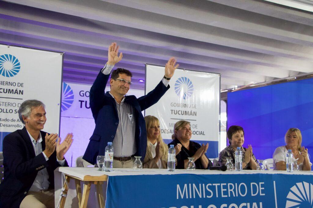 Entregaron $18 millones en microcréditos y herramientas a 266 emprendedores
