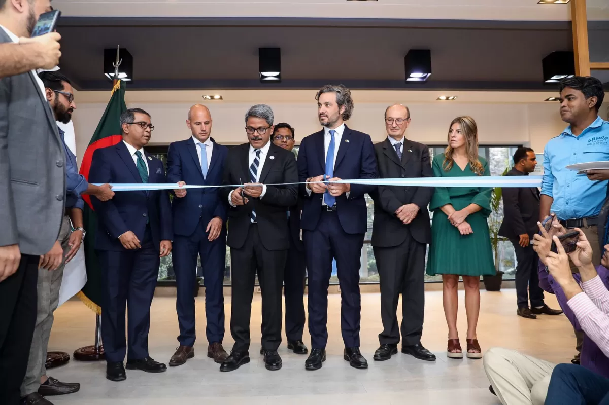 EFECTO MUNDIAL DE QATAR. El canciller inauguró la nueva embajada argentina en Bangladesh. FOTO TOMADA DE CANCILLERIA.GOB.AR.