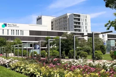 Cómo es el estado de salud de la gemela argentina que sobrevivió a la caída del balcón en Barcelona