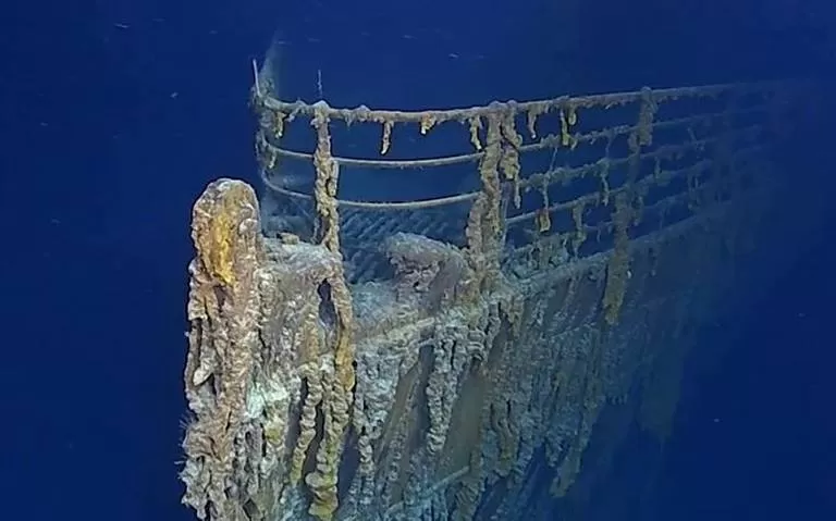“MISTERIOS DEL TITANIC”. Documental sobre el histórico naufragio.
