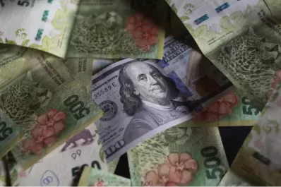 El dólar blue no tiene techo, ¿por qué aumenta?