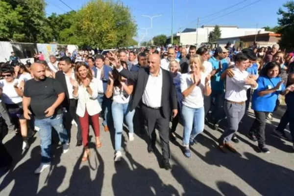 Se desarrolló el Mega Operativo Tucumán en Positivo en Villa 9 de Julio