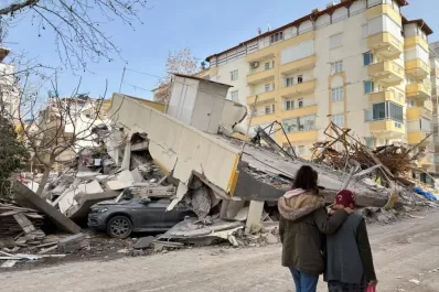 El sismo dejó unos 50.000 muertos en Turquía y Siria