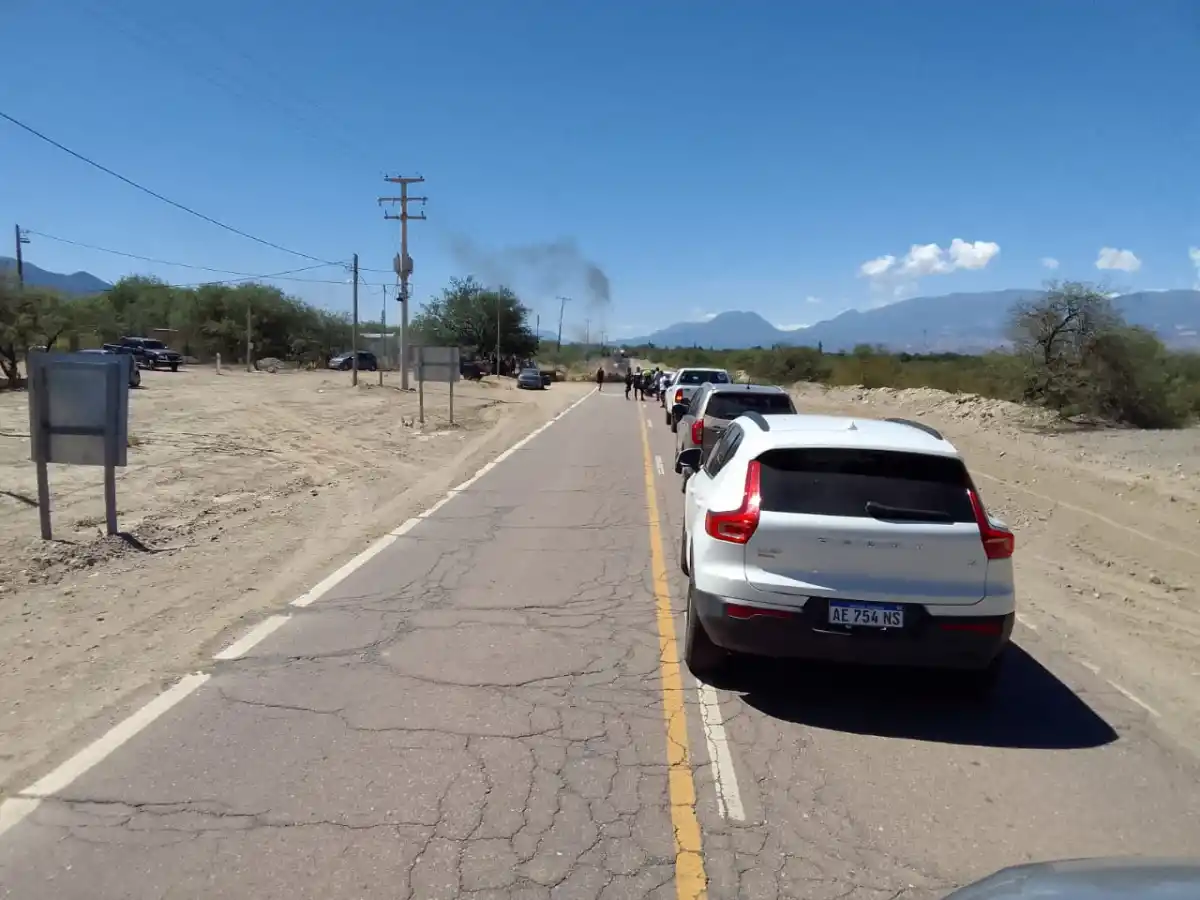 RECLAMO. Los cortes también se realizan en Colalao del Valle.