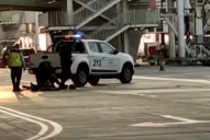 Video: un tiroteo en el aeropuerto de Santiago de Chile dejó dos muertos tras un intento de robo