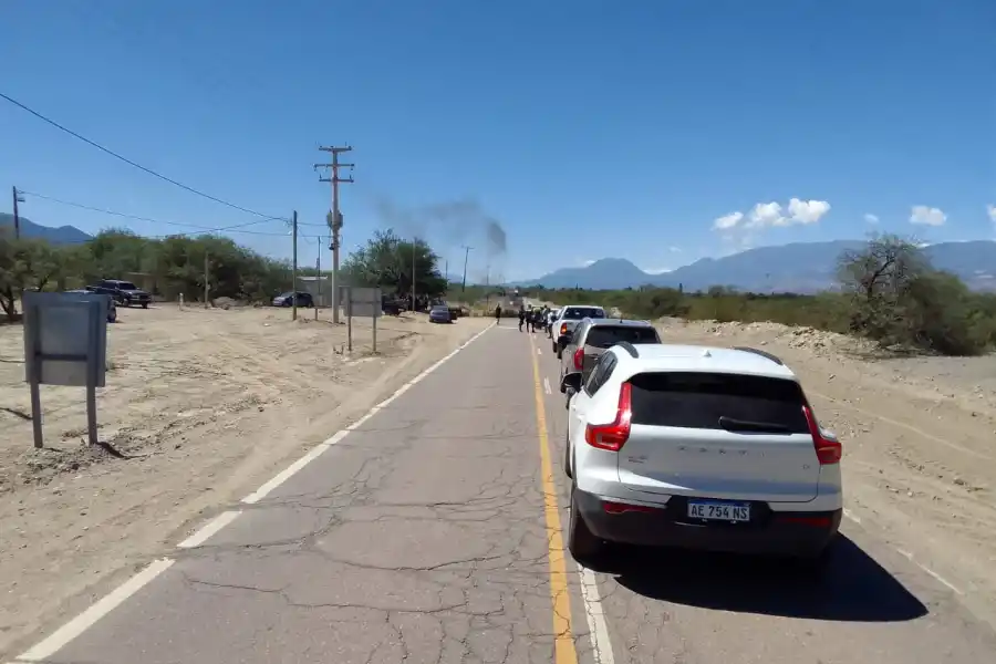 RECLAMO. Los cortes también se realizan en Colalao del Valle.