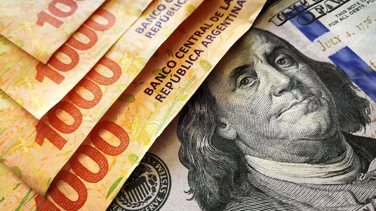 ¿Dólar o Plazo Fijo?: cuál inversión rindió más frente a la inflación de febrero
