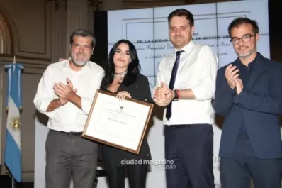 La emoción de Lali Espósito al ser distinguida como Personalidad Destacada de la Cultura