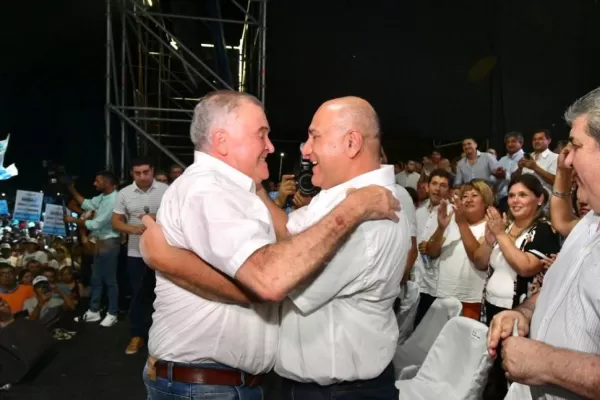 El Gobierno completó su “lista oficial”