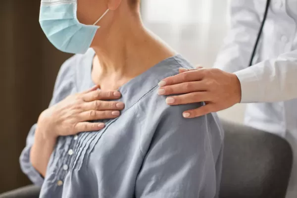 Alertan por el crecimiento mundial de los casos de poscovid