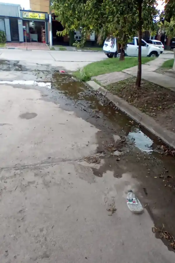 Vecinos de barrio Congreso reclaman a la SAT que normalice el servicio de agua