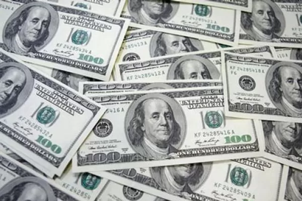 Un dólar ahí…