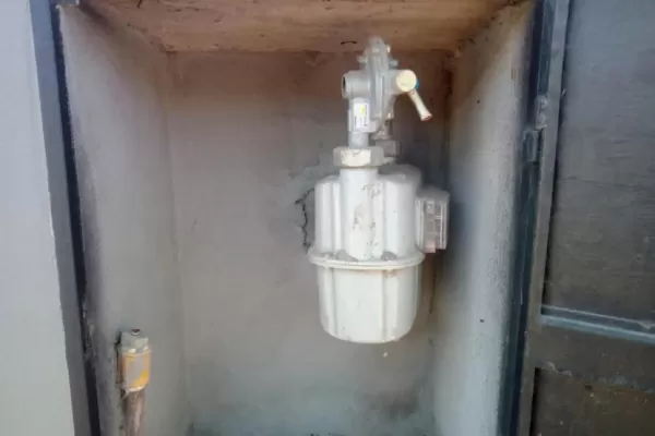 “Debimos soldar la tapa de la casilla de gas”
