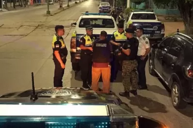 Tensión en el Sur de Tucumán: un hombre acuchilló a su novia, se atrincheró y no la quería liberar